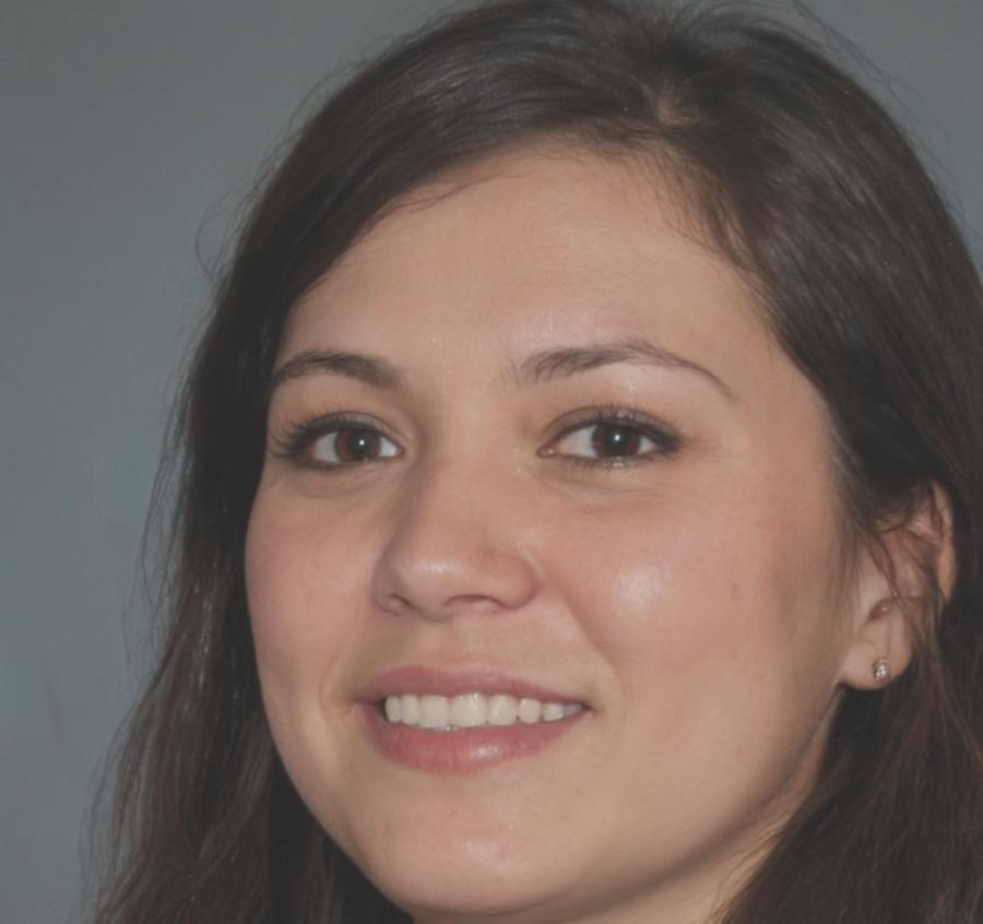 Instruktur keuangan profesional sedang menjelaskan konsep bisnis